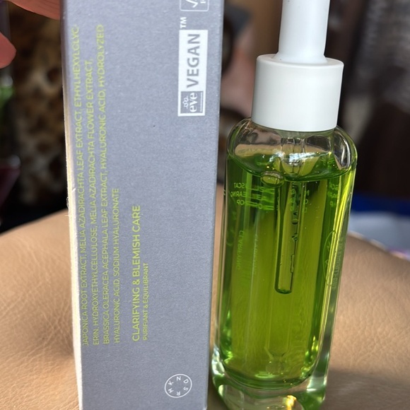 SERUMKIND MUSCAT CLEARING DROP 30mL.  New! - Picture 2 of 3